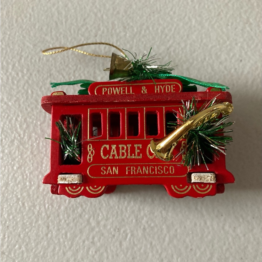 Powell & Hyde San Francisco Cable Car Christmas Tree Ornament